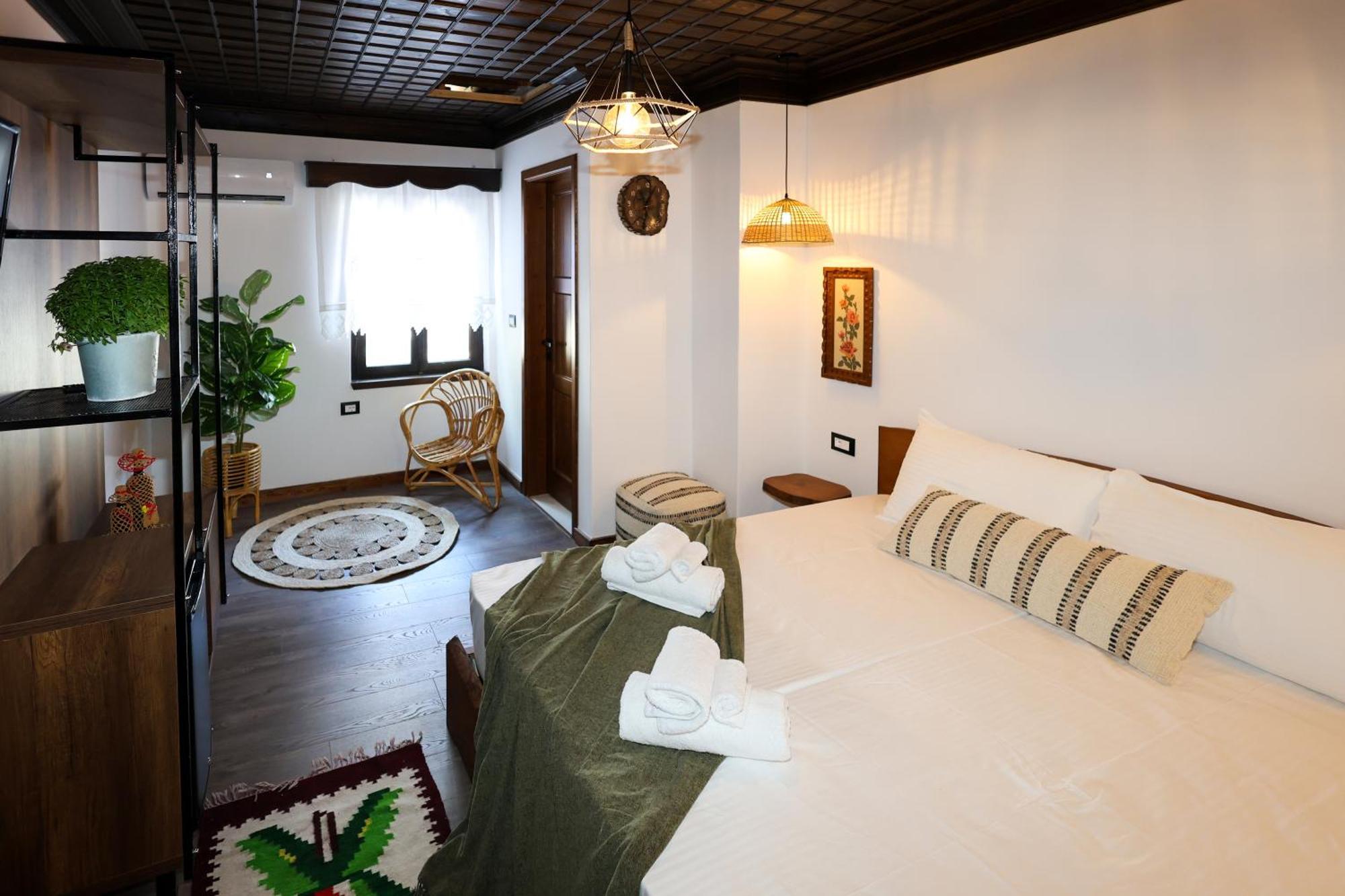 Ador Boutique Hotel Berat Exterior foto
