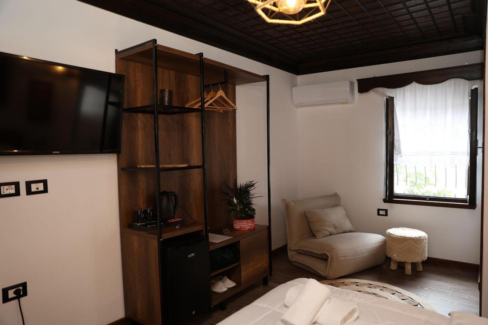 Ador Boutique Hotel Berat Exterior foto